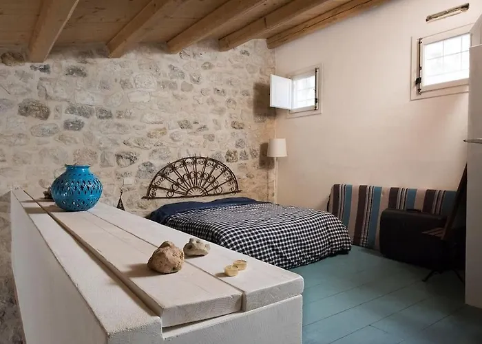 The Garden Among Lemons * Scicli